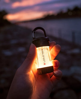 ML4 Warm : ウルトラコンパクトなLEDランタン(暖色光)