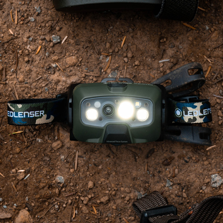 HF8R Core RGB CAMO ワイルド&タフ+ 使って驚く最新スマートヘッドランプ