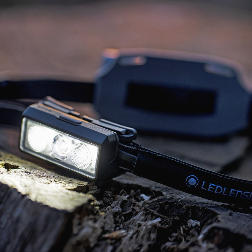 NEO9R: 200ルーメンで12h照射 点灯開始時の明るさが継続