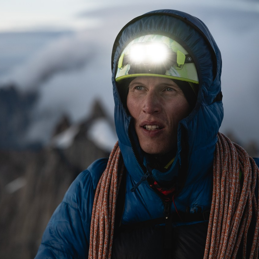 HF8R Signature RGB 最新スマートヘッドランプ【公式サイト限定専売モデル】