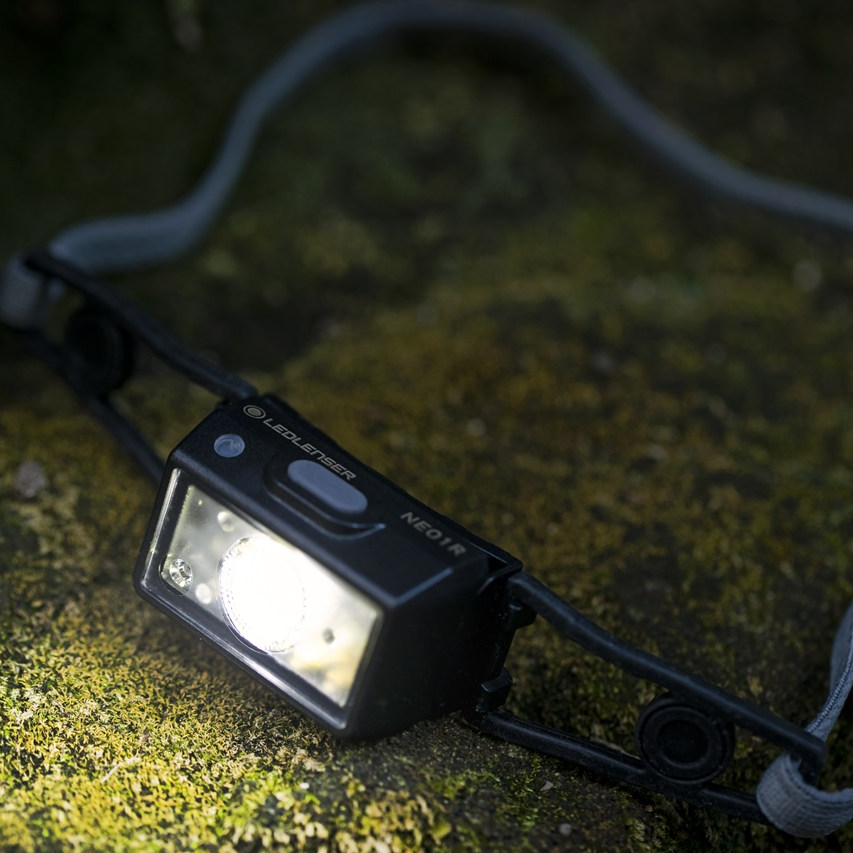 NEO1R: 39g 究極の軽さ ウルトラライト ヘッドランプ