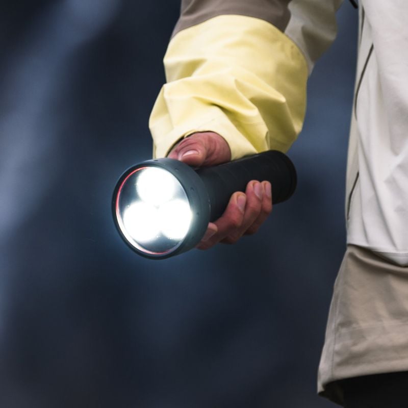 P18R Signature 第四世代 公式サイト限定販売のプレミアムモデル 9/10発売開始