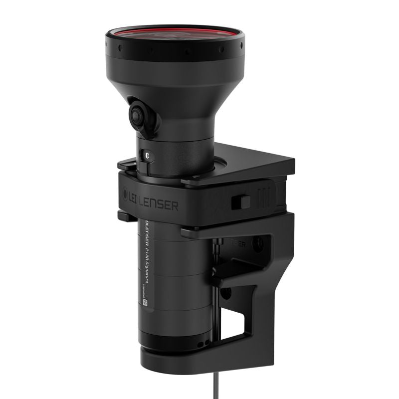 P18R Signature 第四世代 公式サイト限定販売のプレミアムモデル 9/10発売開始