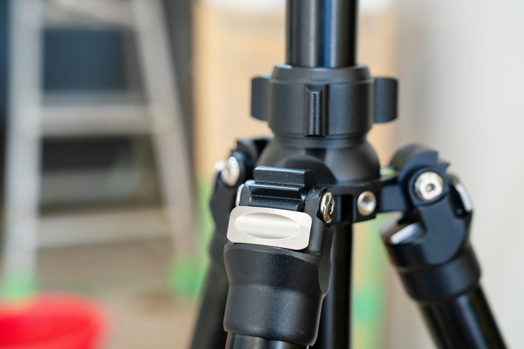 ロングエレベーター 三脚 / ライトスタンド 作業ライト/エリアライト専用 最大 3m 高品質 堅牢仕様