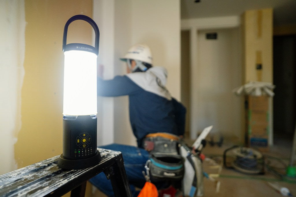 AL10R Work キャンプサイトのヒーロー、最大6,300ルーメン、色調&調光も自由自在 耐衝撃