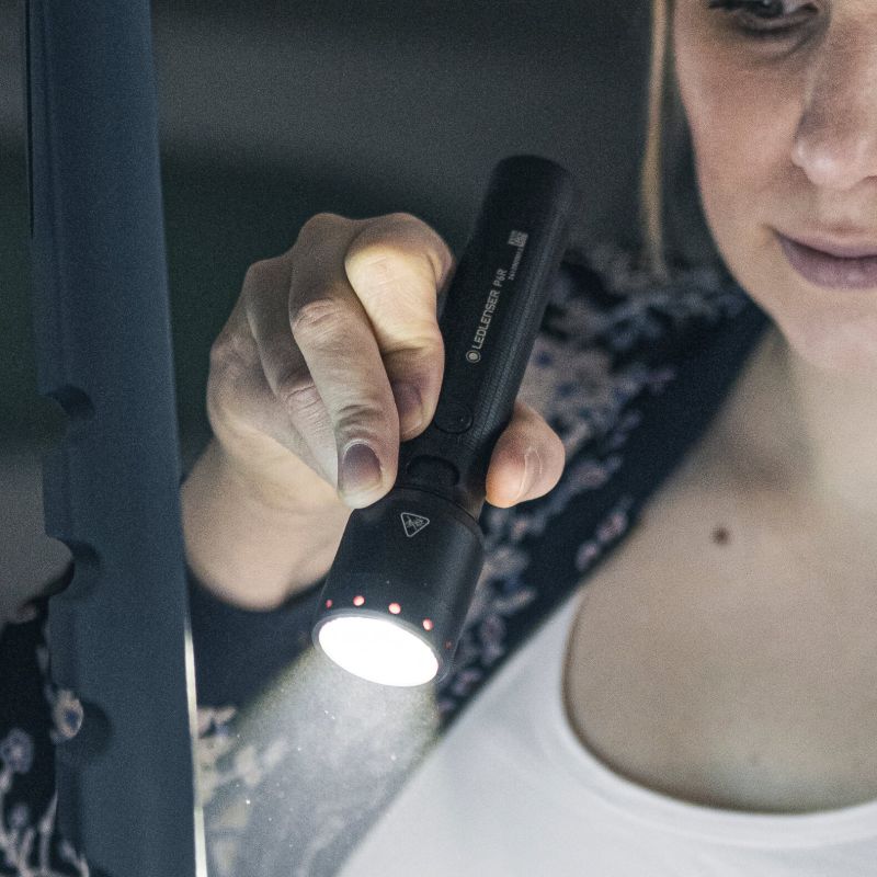 P6R 18650型充電池が使える第四世代 待望のUSB-C 最新ハンドライト