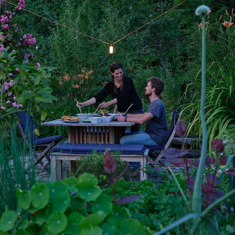 ML6 Warm: 無段階で光が調整できる小型 LEDランタン(暖色光/電球色)18650 充電池仕様 手のひらサイズ