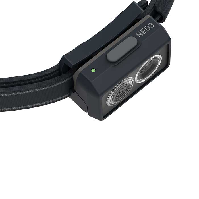 NEO3: 単四電池×3本で使えるスポーツモデル 街ランでも山でも◎