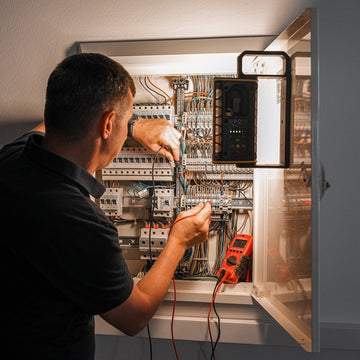 AF4R Work コンパクト＆やわらかな光、現場からキャンプ場まで使えるフィールドLED