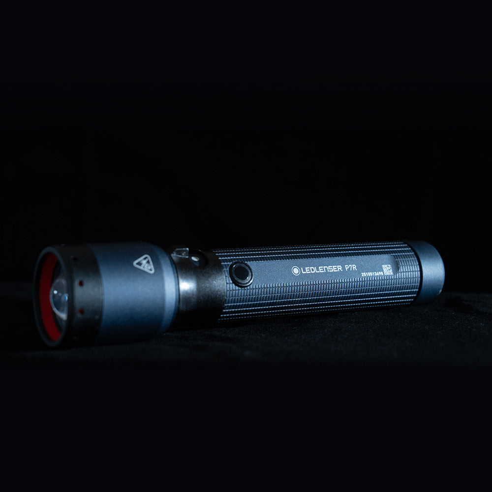 P7R 25周年モデル | 最新 第四世代 限定色＋予備バッテリー付属で価格