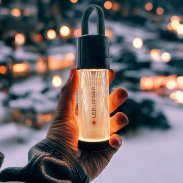 ML6 Warm: 無段階で光が調整できる小型 LEDランタン（暖色光／電球色）18650 充電池仕様 手のひらサイズ